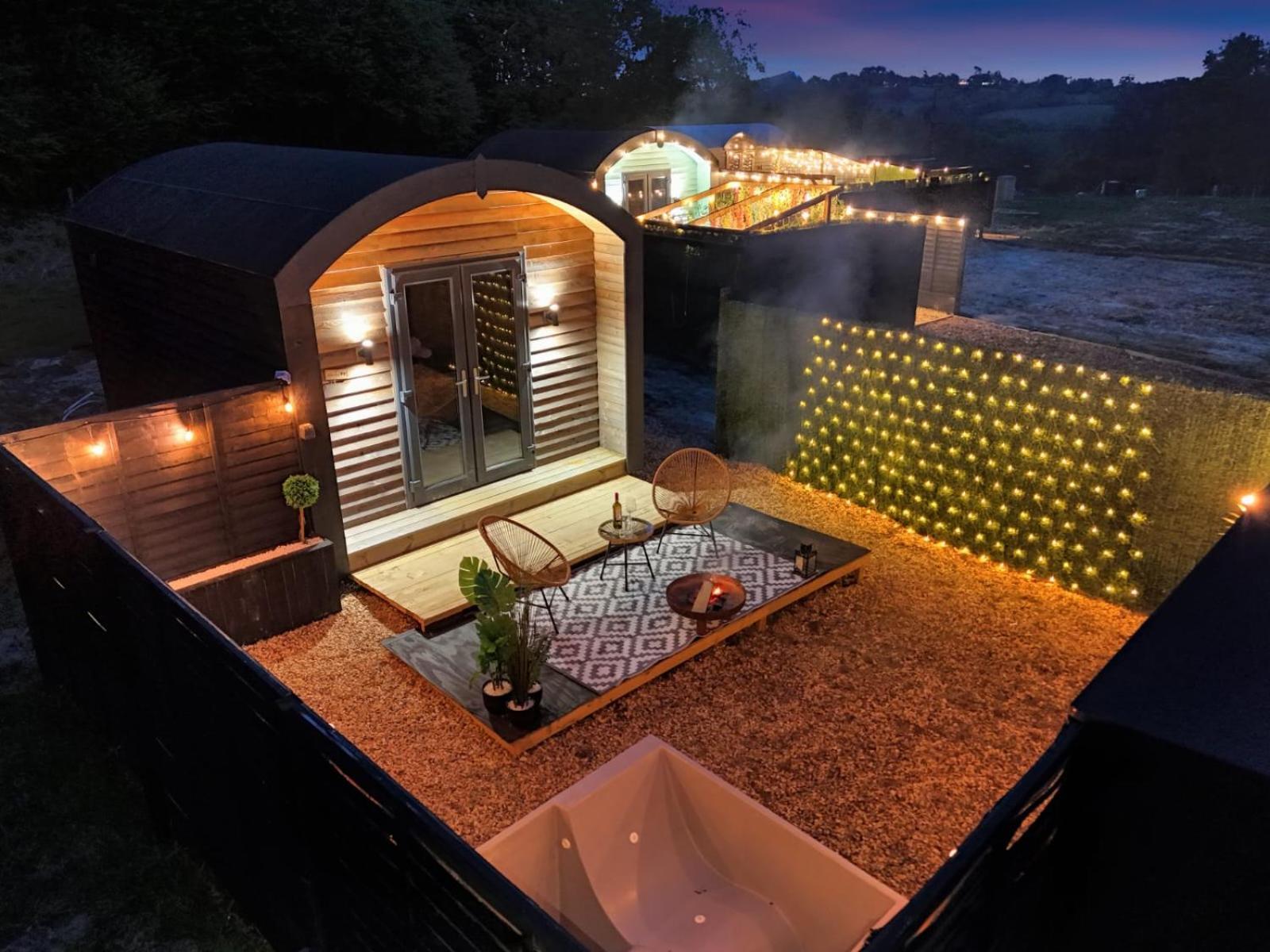 The Nest @The Outside Inn Mountfield Екстериор снимка